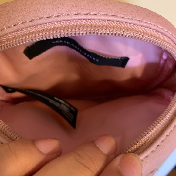 UO dusty pink side bag - Picture 4 of 6
